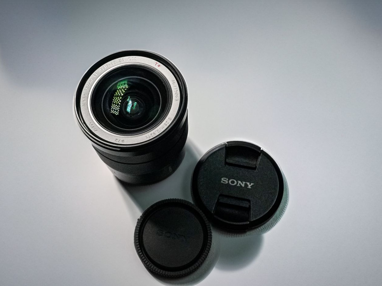 Sony 16-35 mm lens + 77 mm variable nd filter