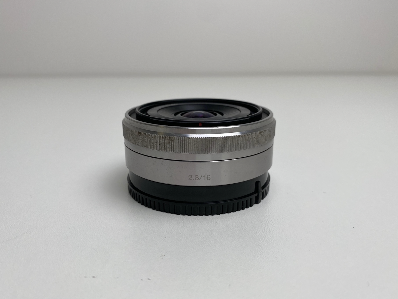 Sony 16mm pancake lens