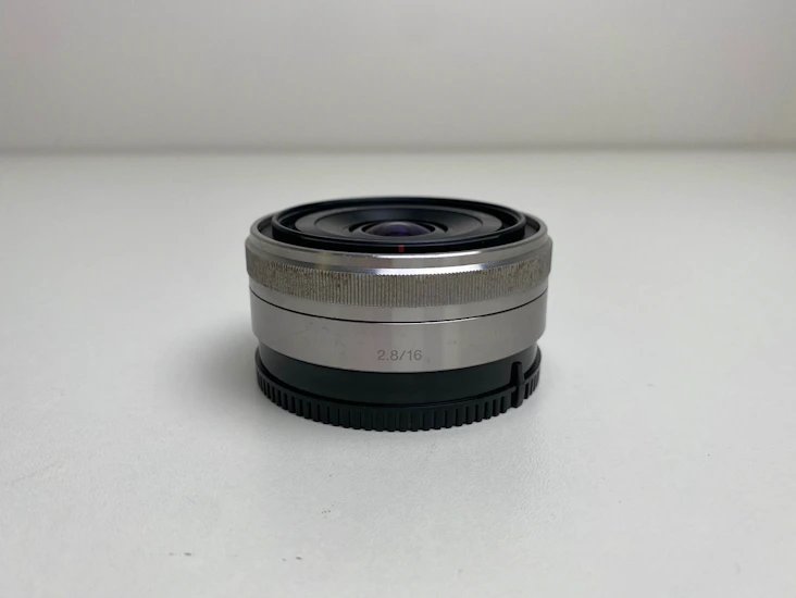 Sony 16mm pancake lens