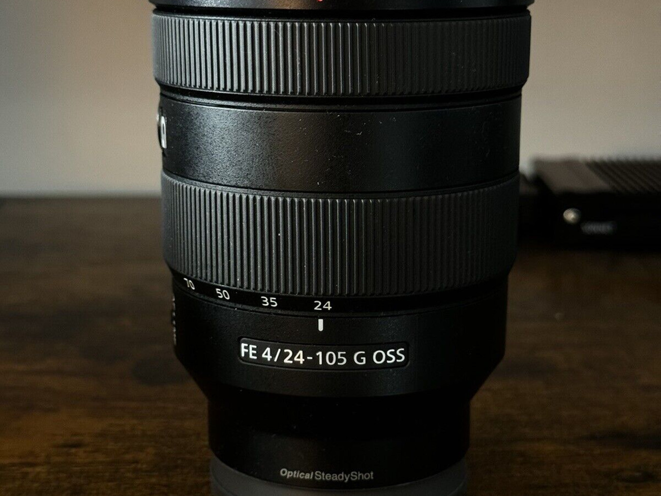 Sony 24-105 g master oss (f/4)