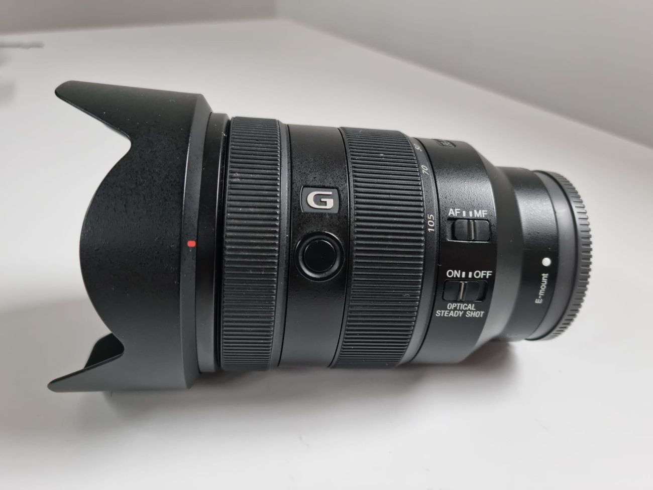 Sony 24-105mm f4 - sony e g oss