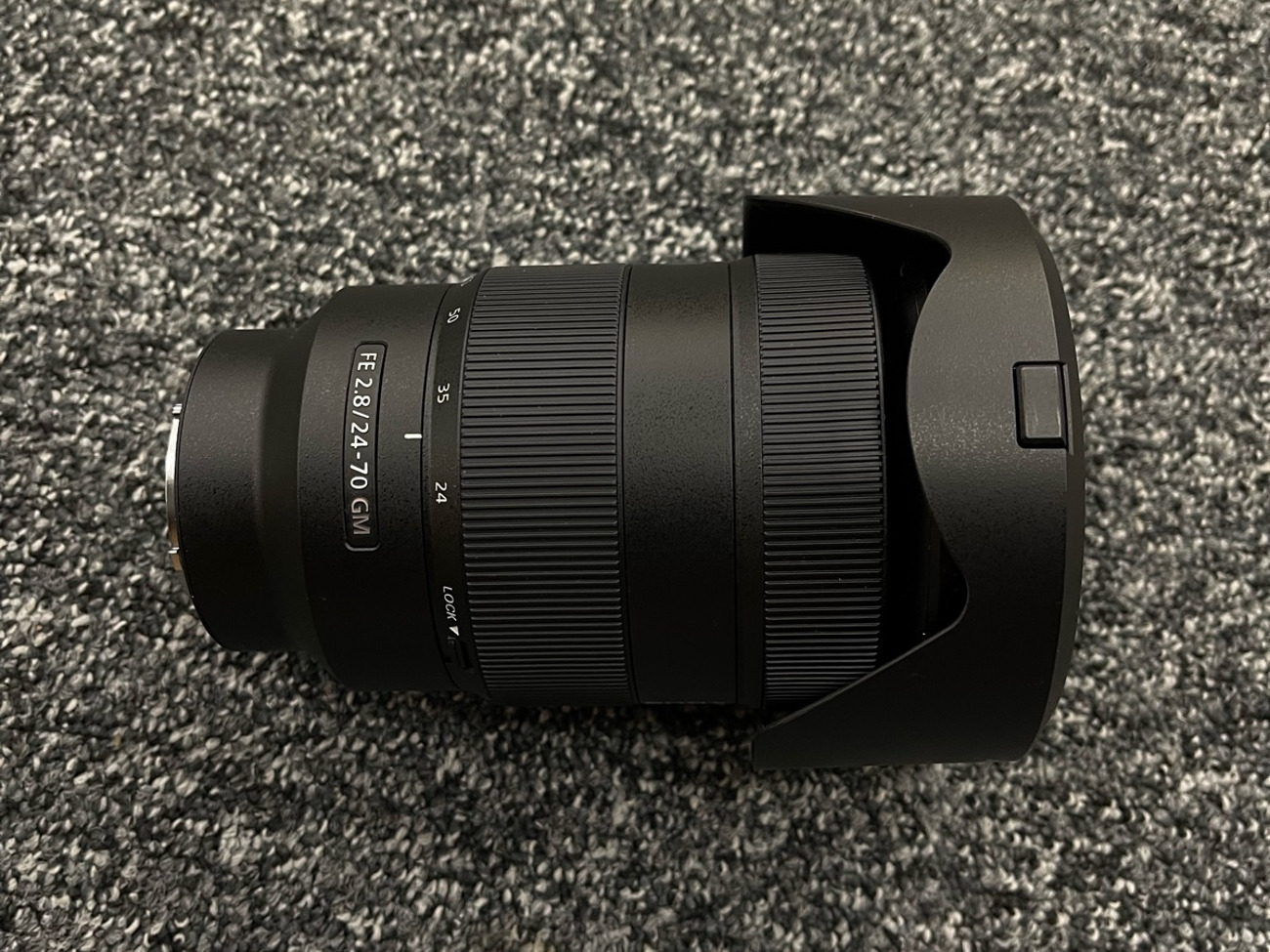 Sony 24-70mm f2.8g master full frame lens