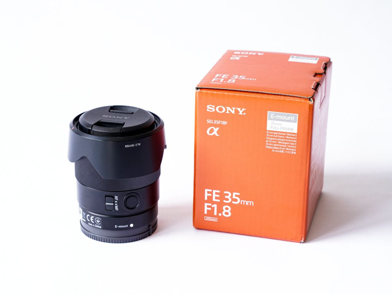 Sony 35 mm, f 1.8 prime lens