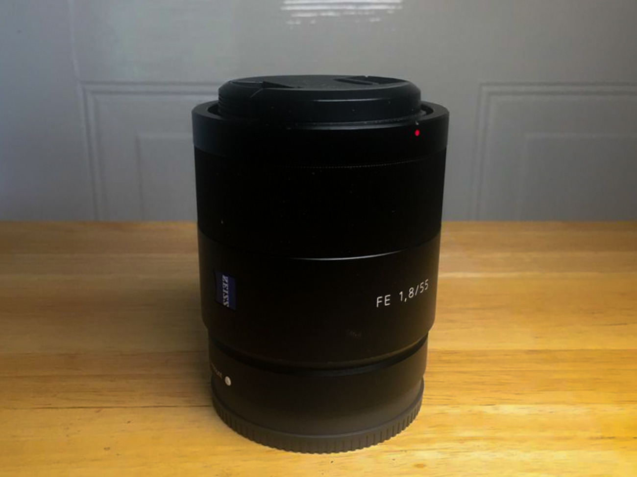 Sony 55mm f1.8 zeiss lens + hood