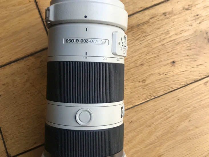 Sony 70-200 g f4 lens