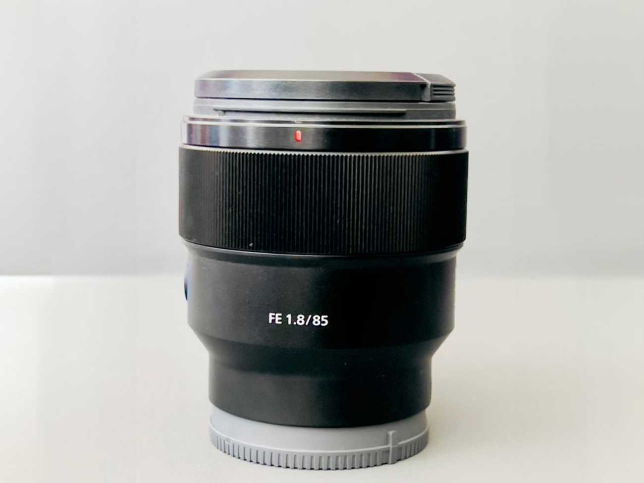 Sony fe 85mm f1.8 prime lens