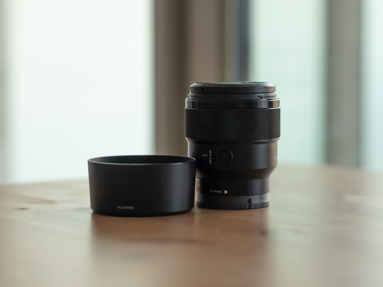 Sony 85mm f1.8 sel85f18 e mount fe