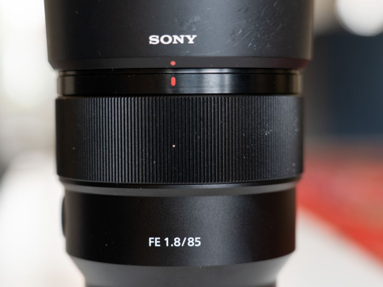 Sony 85mm f1.8 sel85f18 lens