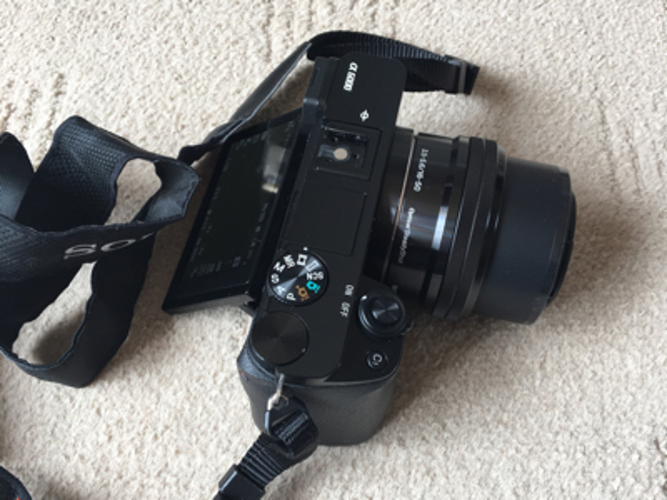 Sony a6000 camera + 16-50mm lens