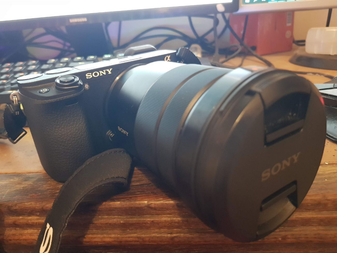 Sony a6300 4k mirrorless camera with sony 18-105 f4.0 zoom lens