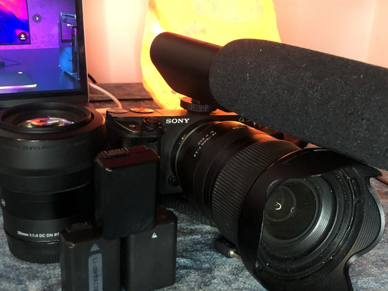 Sony a6400 tamron 28-75mm f2.8 sigma 30mm f1.8 shotgun mic 