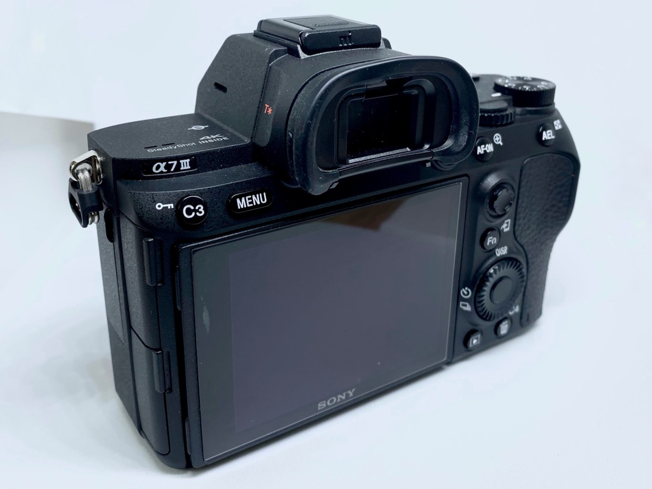 Sony a7 iii digital camera + 28-70mm 3.5-5.6  (24.2 mp/4k)