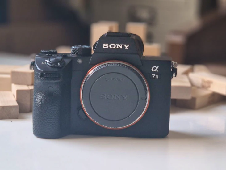 Sony a73 a7iii body only