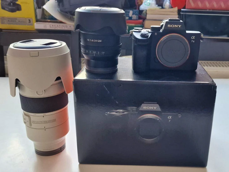 Sony a7iii (a73) body with 24 mm 1.4gm & 70-200 2.8gm bundle