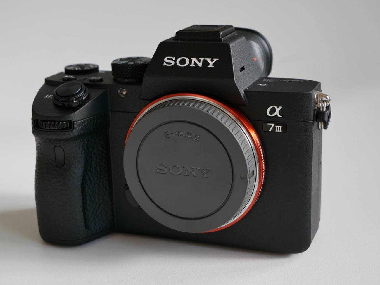 Sony a7iii a73 full frame mirrorless camera body 4k + battery | case | sd card