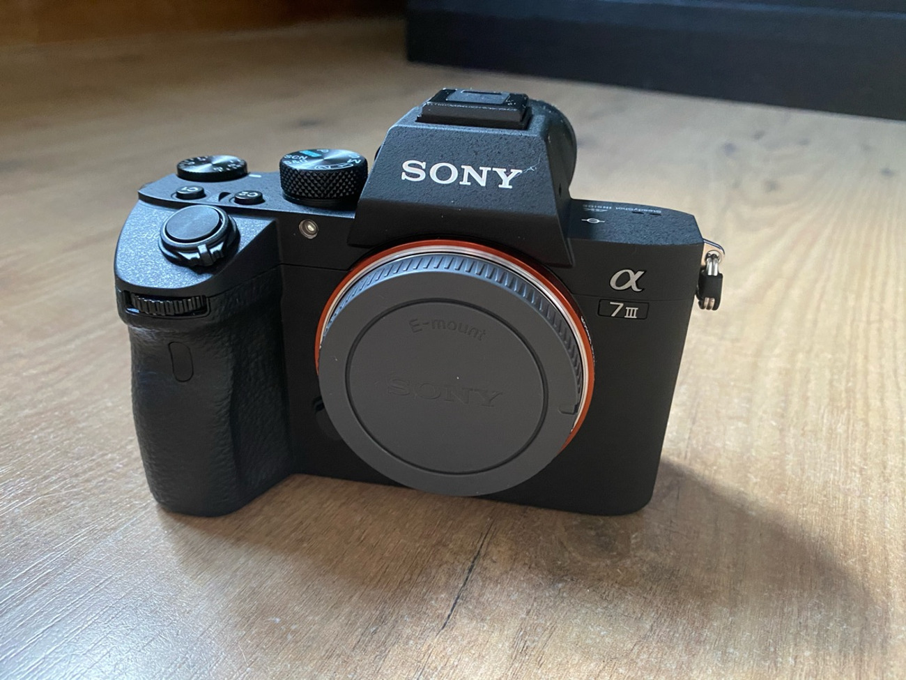 Sony a7iii body & battery