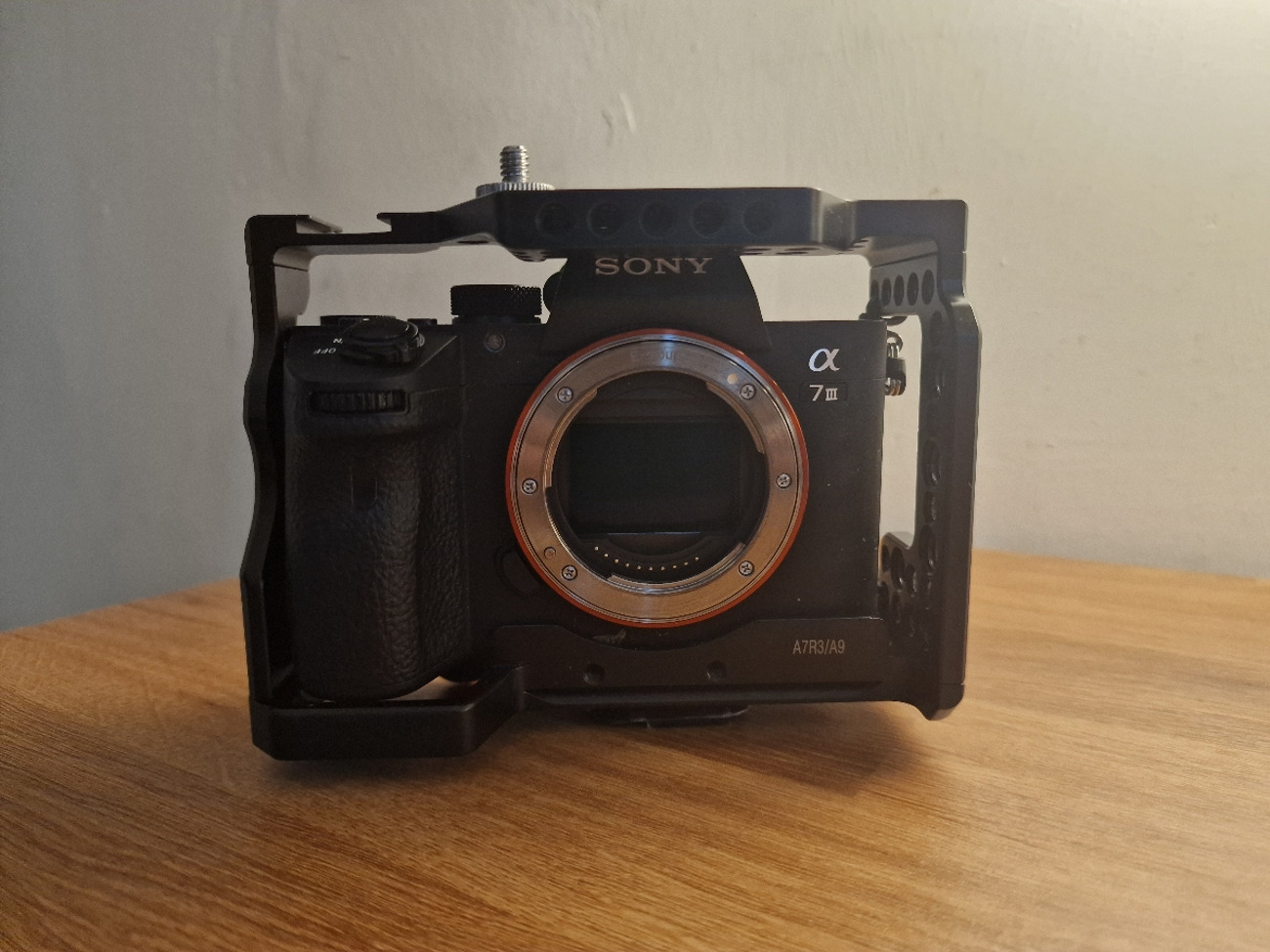 Sony a7iii body only with cage