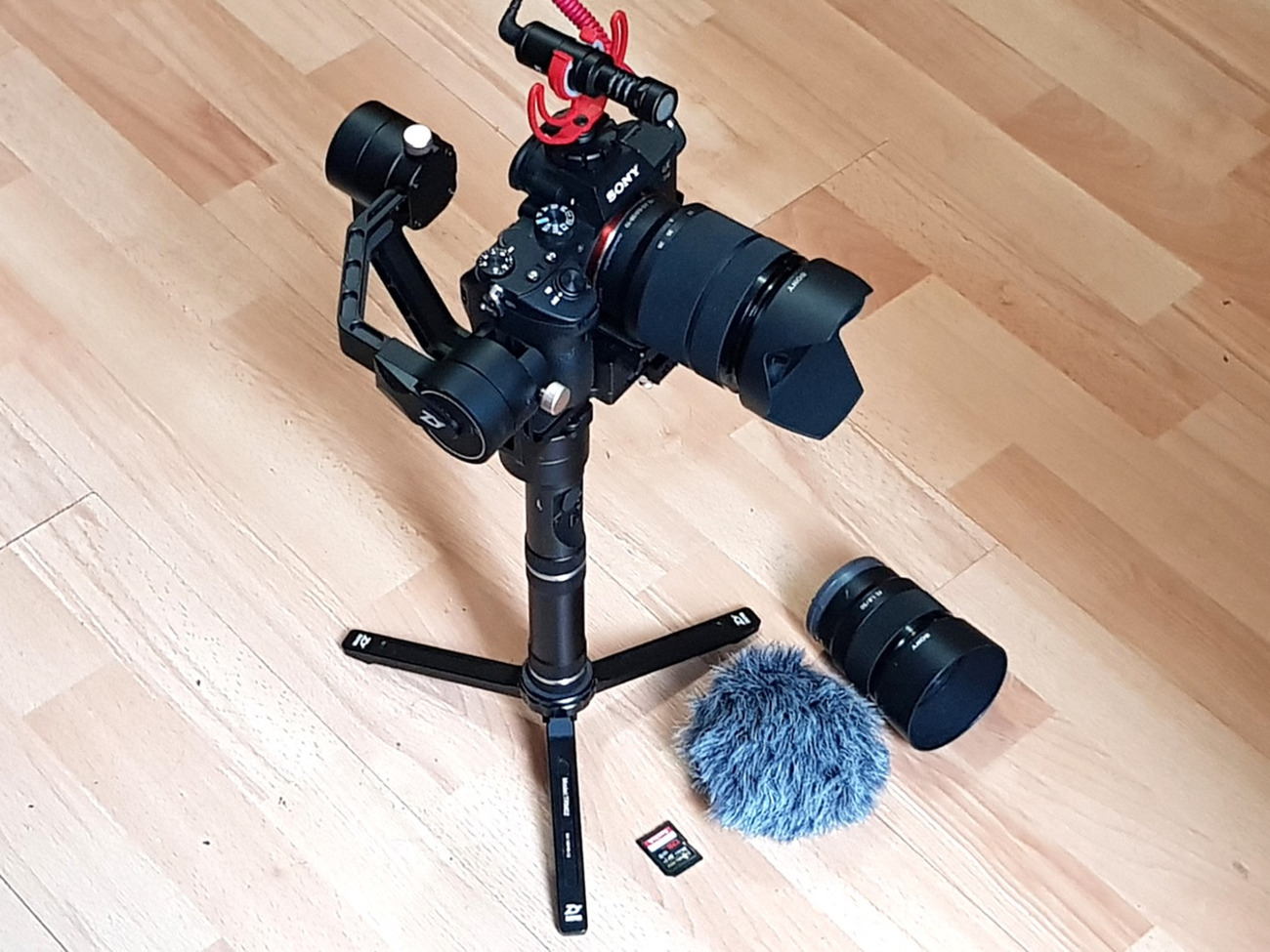 Sony a7iii with gimbal zhiyun crane plus 