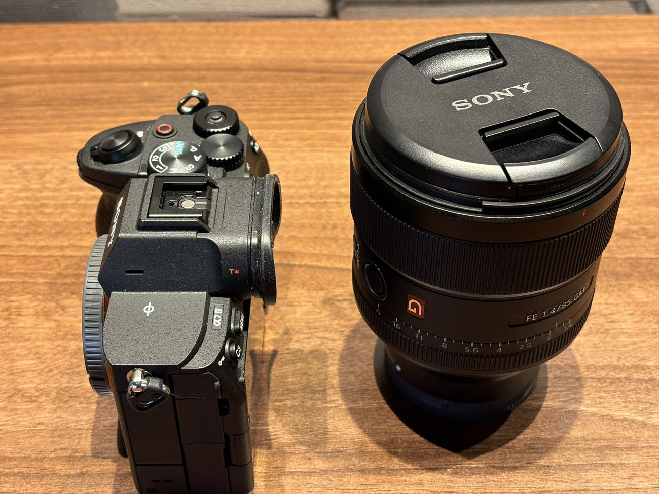 Rent Sony A7IV A74 Camera with Sony 85mm GM 256GB SD card