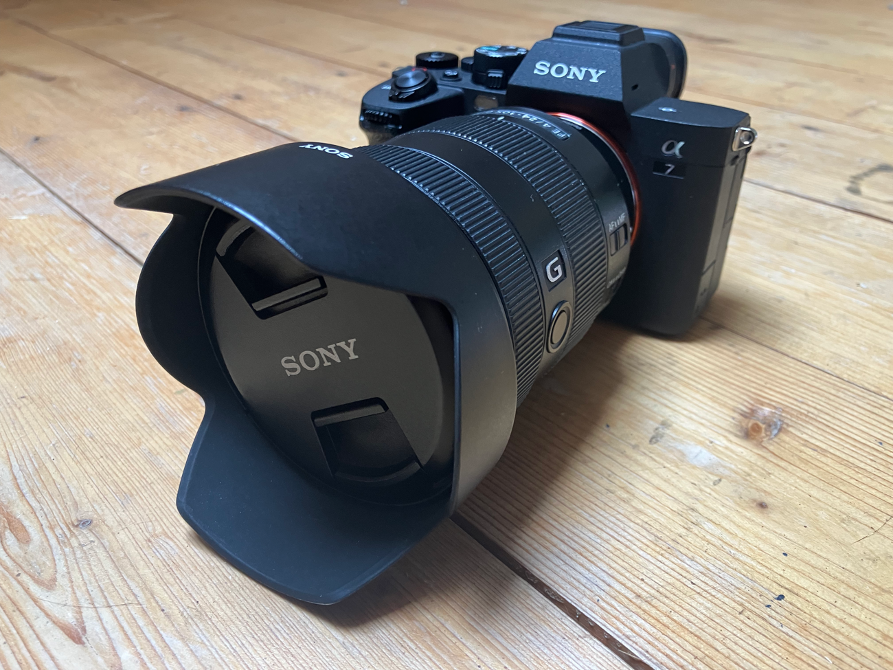 Sony a7iv plus sony 24 105 f4 g lens