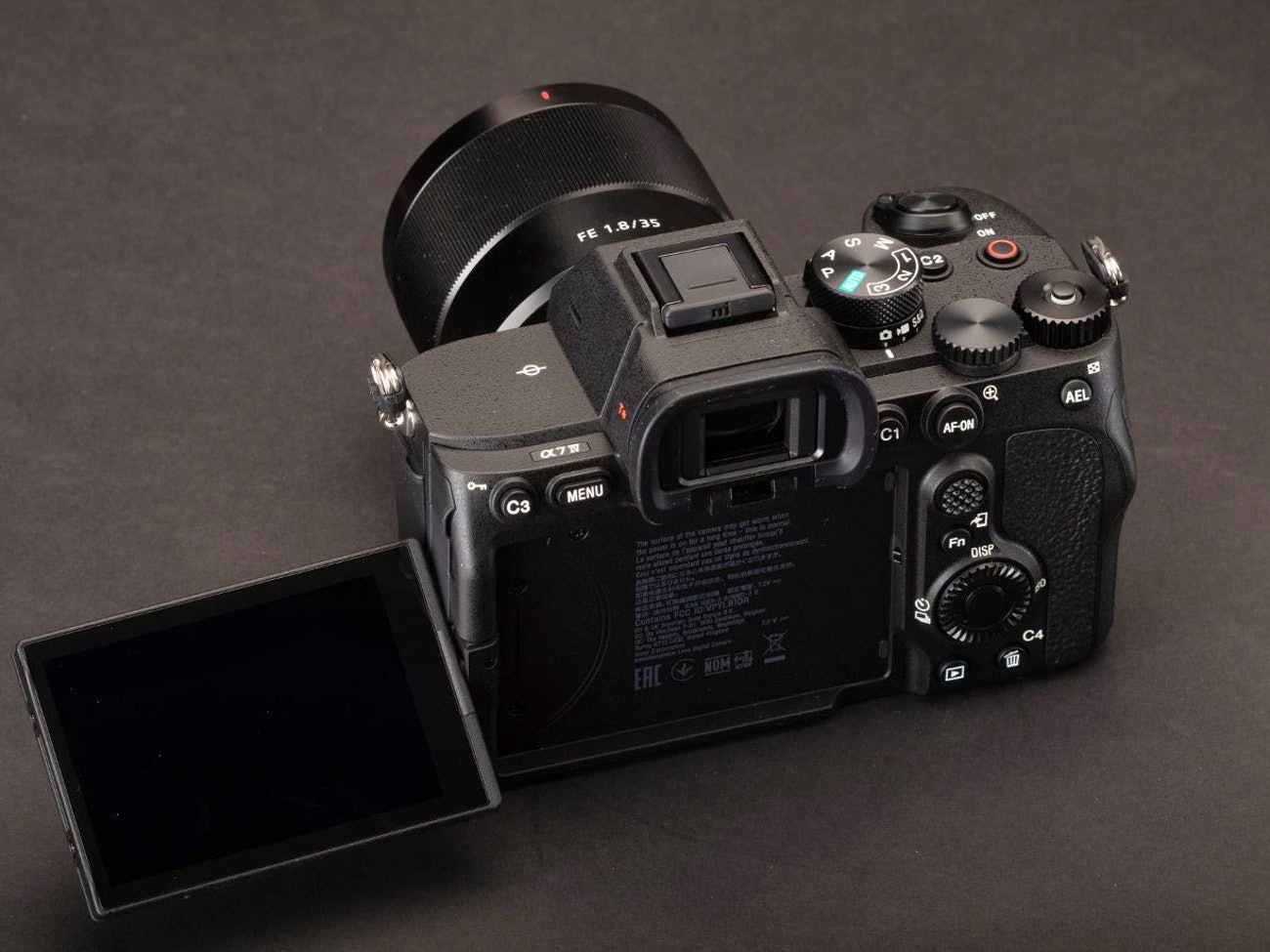 Rent Sony a7iv with Godox V1 Flashgun, Sigma art 35mm and