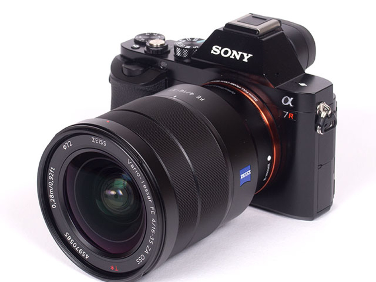 Sony a7riii with sony 16-35 zeiss f4 with 128gb sd card