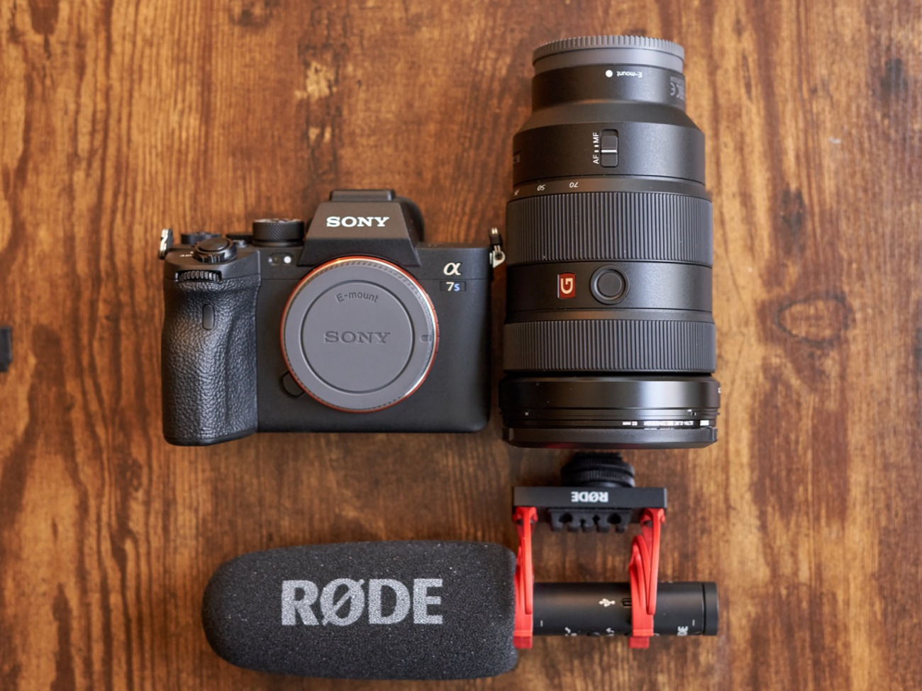Sony a7s3 (a7s iii) + sony 24-70 gm + rode videomic ntg 