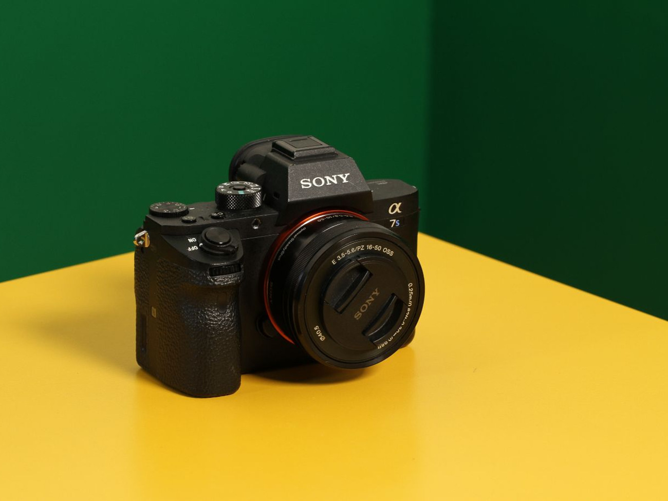 Sony a7sii + 16-50mm lightweight wide zoom lens