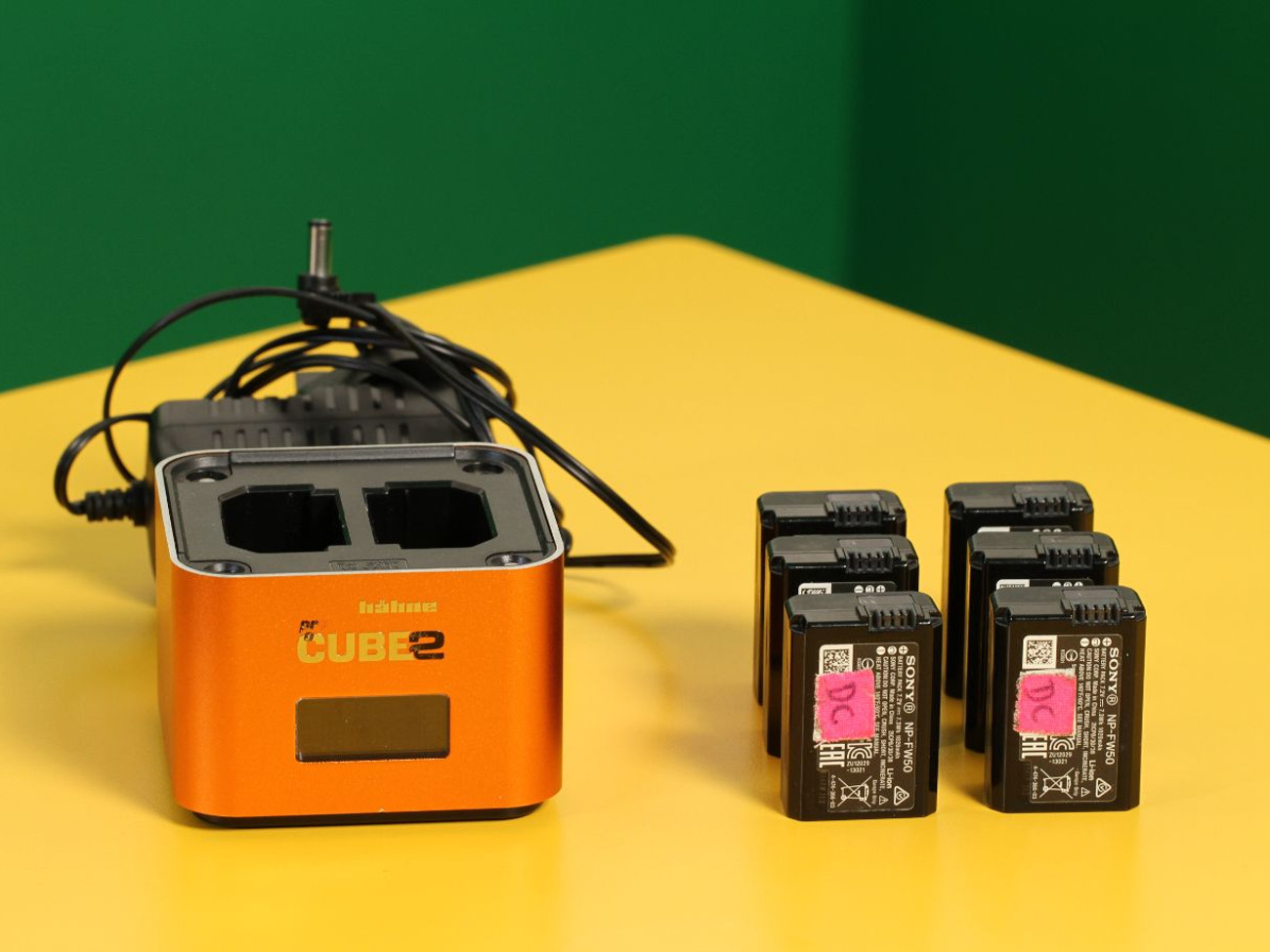 Sony a7sii sony batteries x6 with rapid charger np-f50