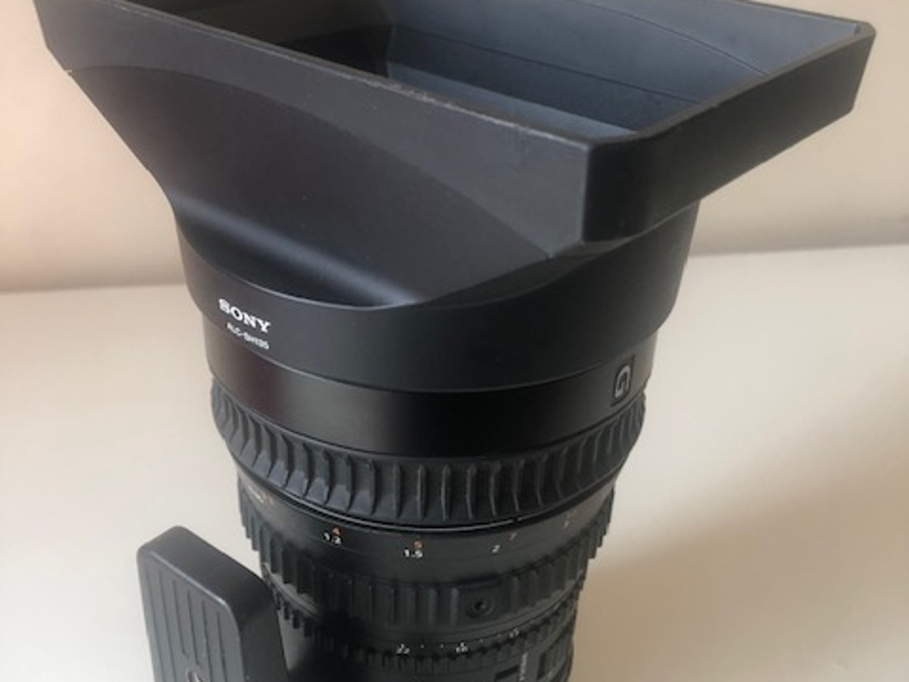 Sony alc-sh135 g 28-135 emount