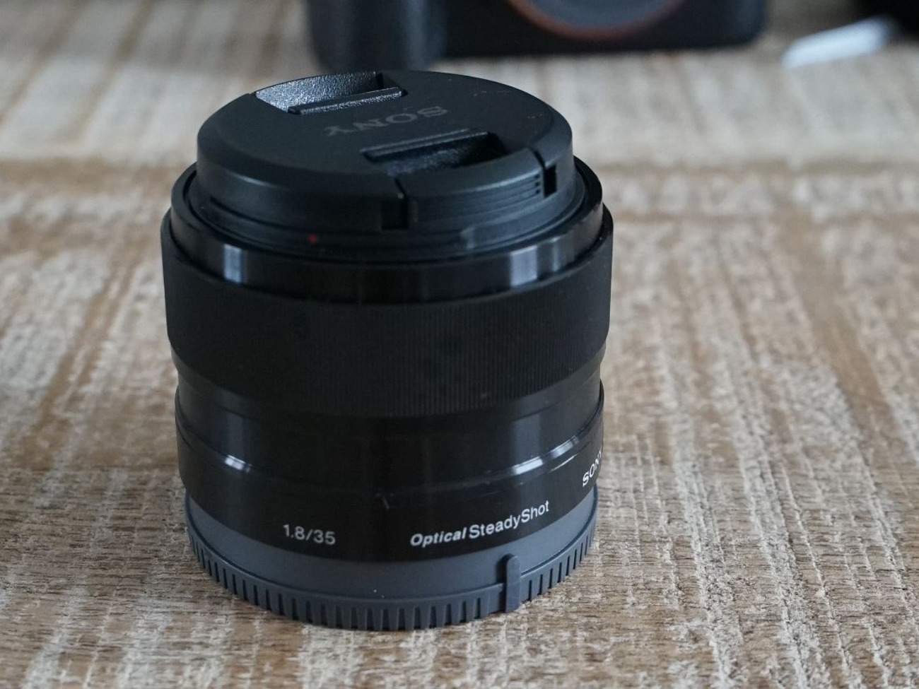Sony e mount 1.8 35mm prime lens
