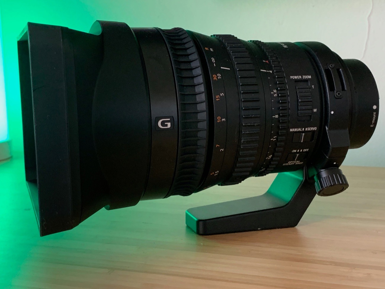 Sony e mount 28-135mm f4 g oss lens