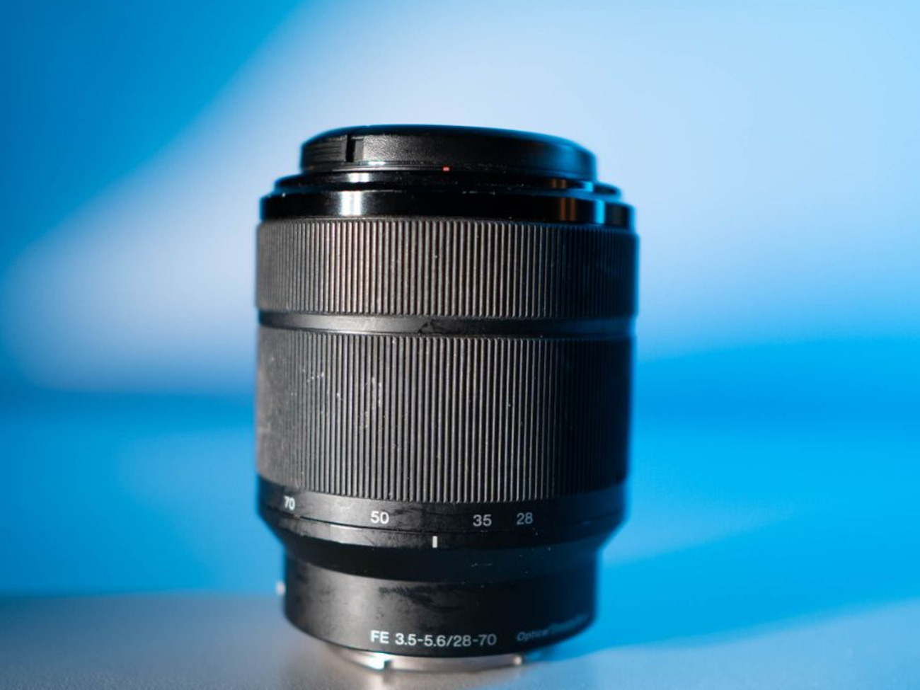 Sony e mount 28-70mm f3.5-5.6 zoom lens