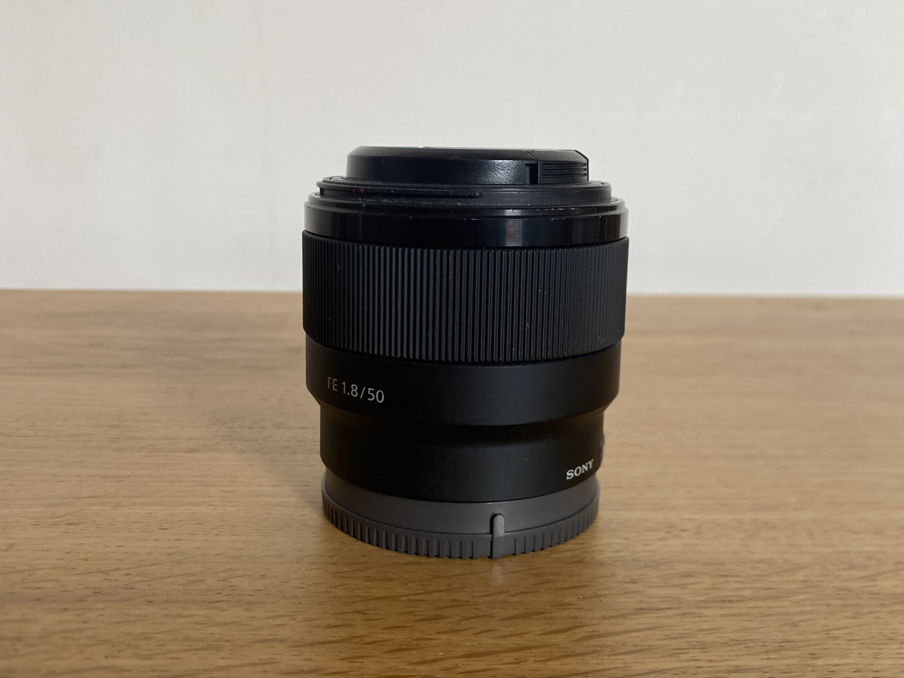 Sony fe 50mm f1.8 lens