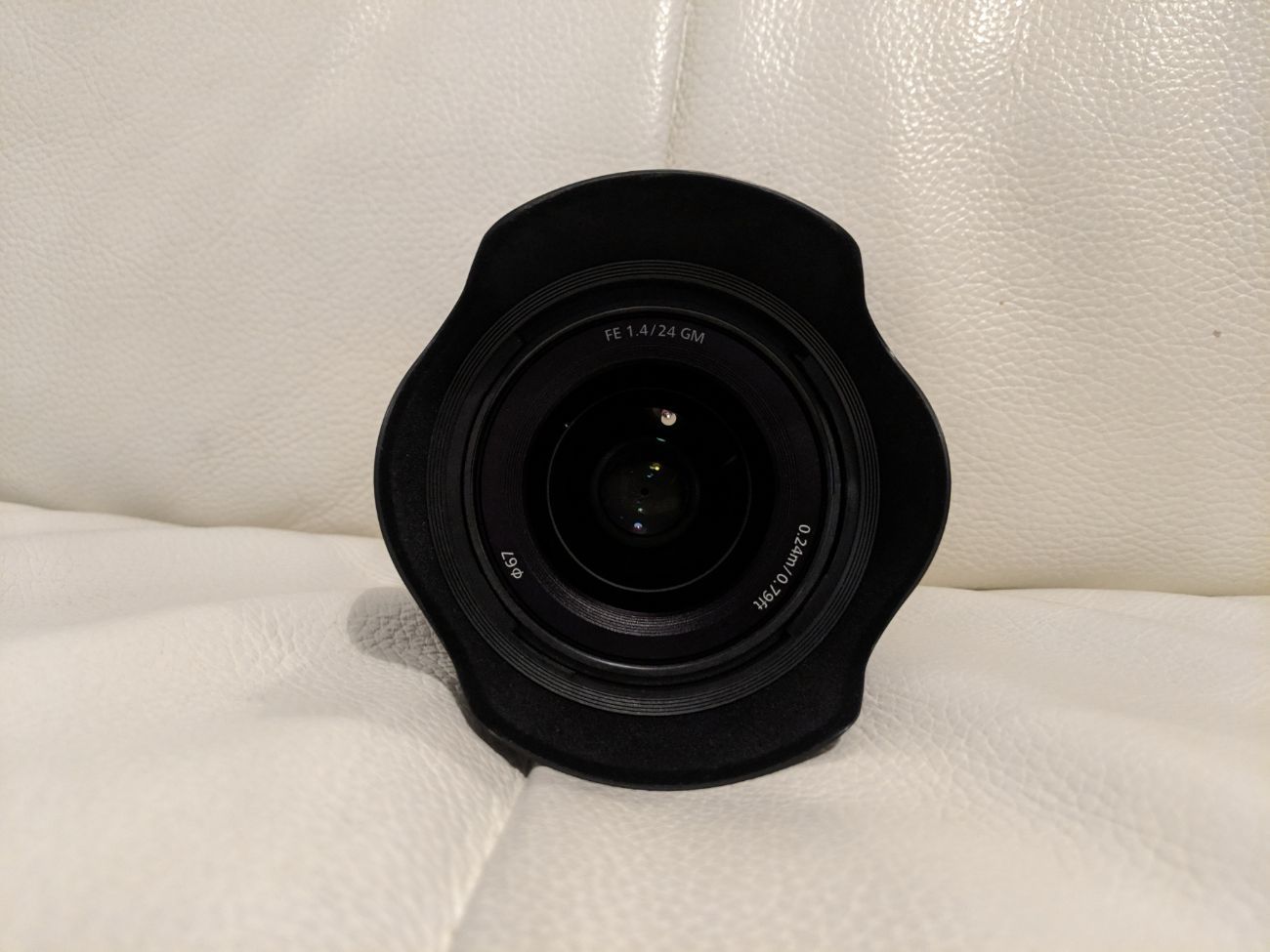 Sony e-mount fe 24mm f1.4 gm full frame wide-angle lens