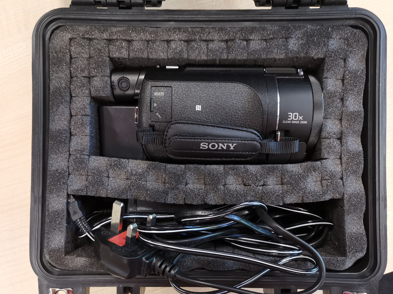Sony fdr-ax53 4k camcorder