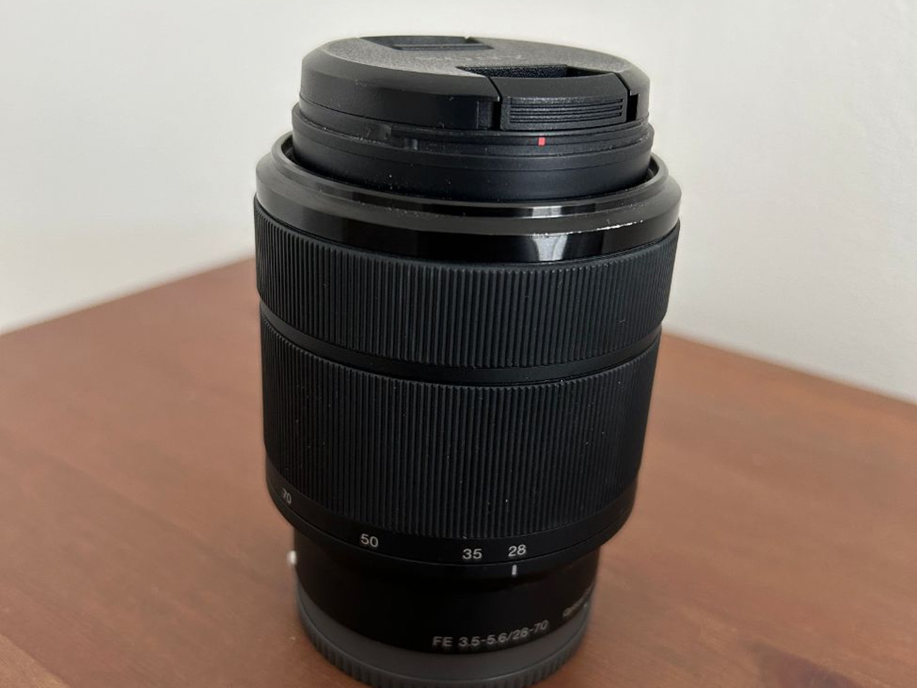 Sony fe 28 - 70mm f3.5/5.6 