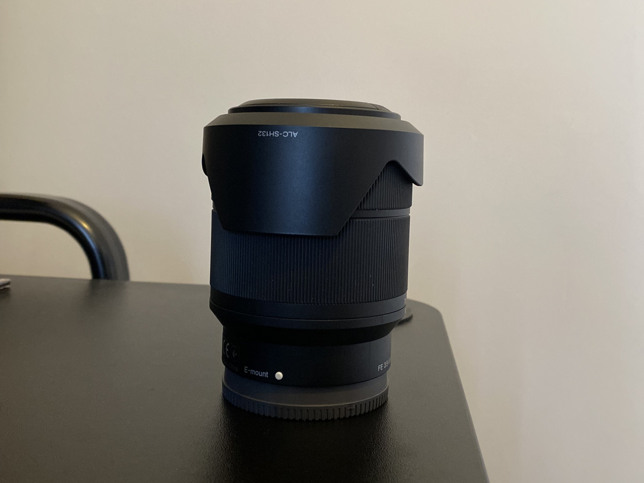 Sony fe 28-70mm f/3.5-5.6 oss lens
