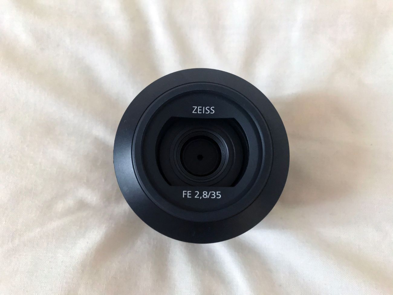 Sony fe 35mm f/2.8 za sonnar t carl zeiss lens