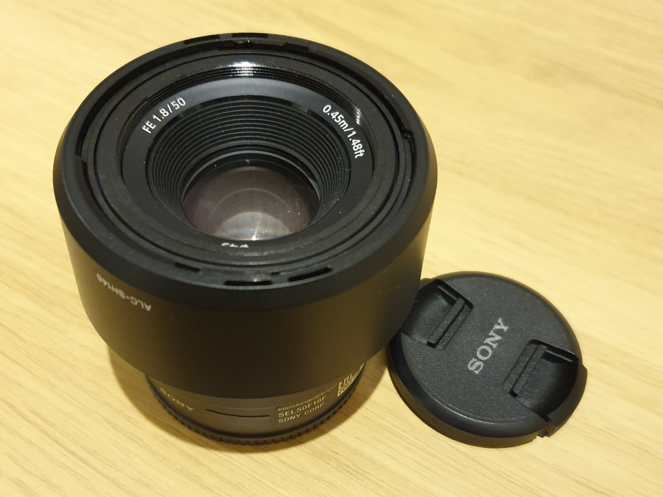 Sony fe 50mm f1.8 prime lens 