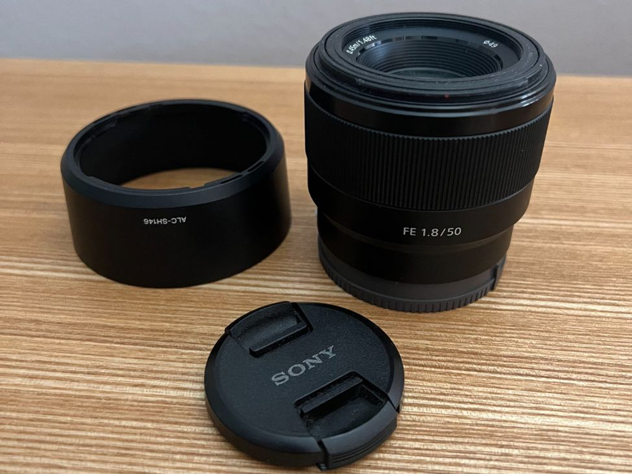 Sony fe 50mm f1.8 prime lens