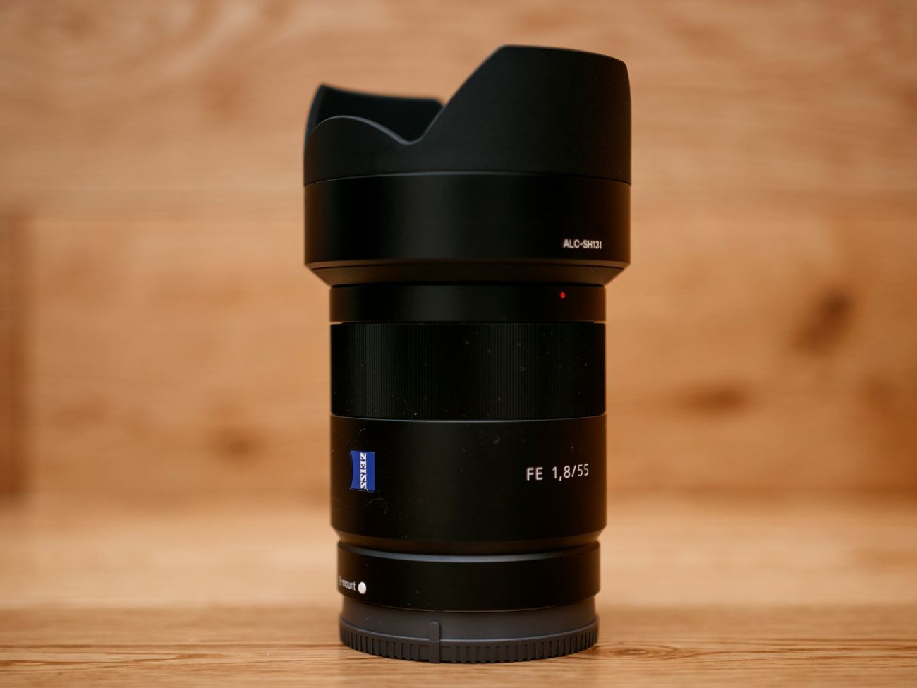 Sony fe 55mm f1.8 za carl zeiss sonnar t* lens