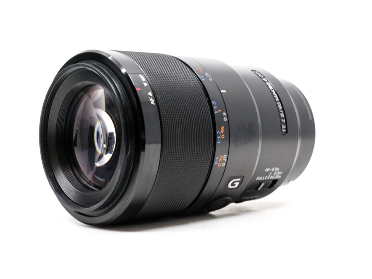 Sony fe 90mm f/2.8 macro g oss