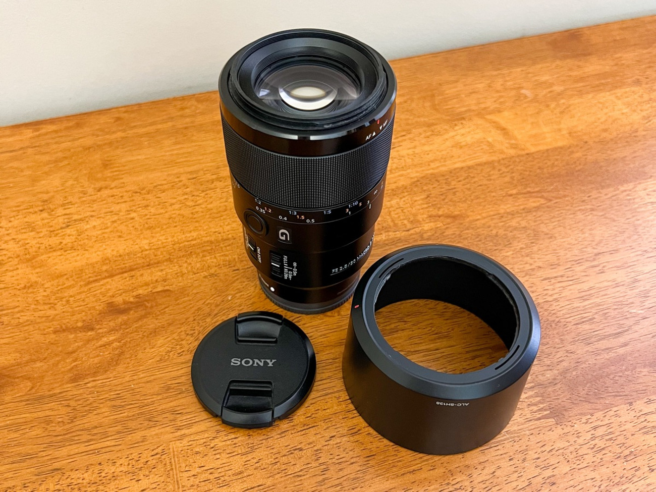 Sony fe 90mm f2.8 macro g oss