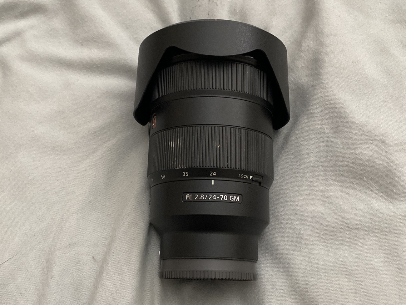 Sony fe f2.8 24-70mm gm lens