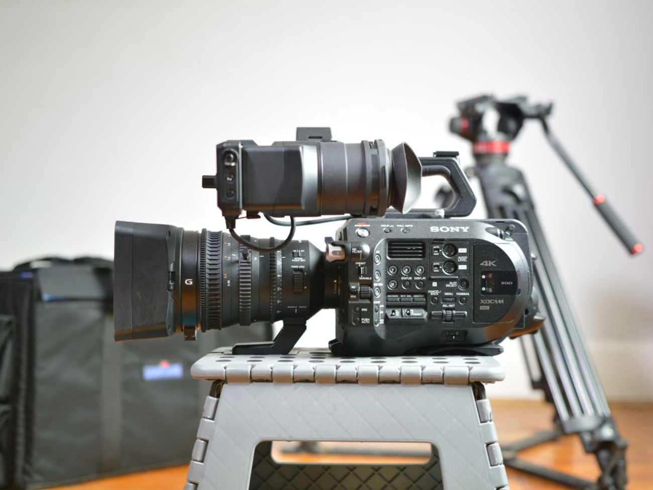 Sony fs7 mkii, sony 18-105mm lens, vinten tripod, camrade bag