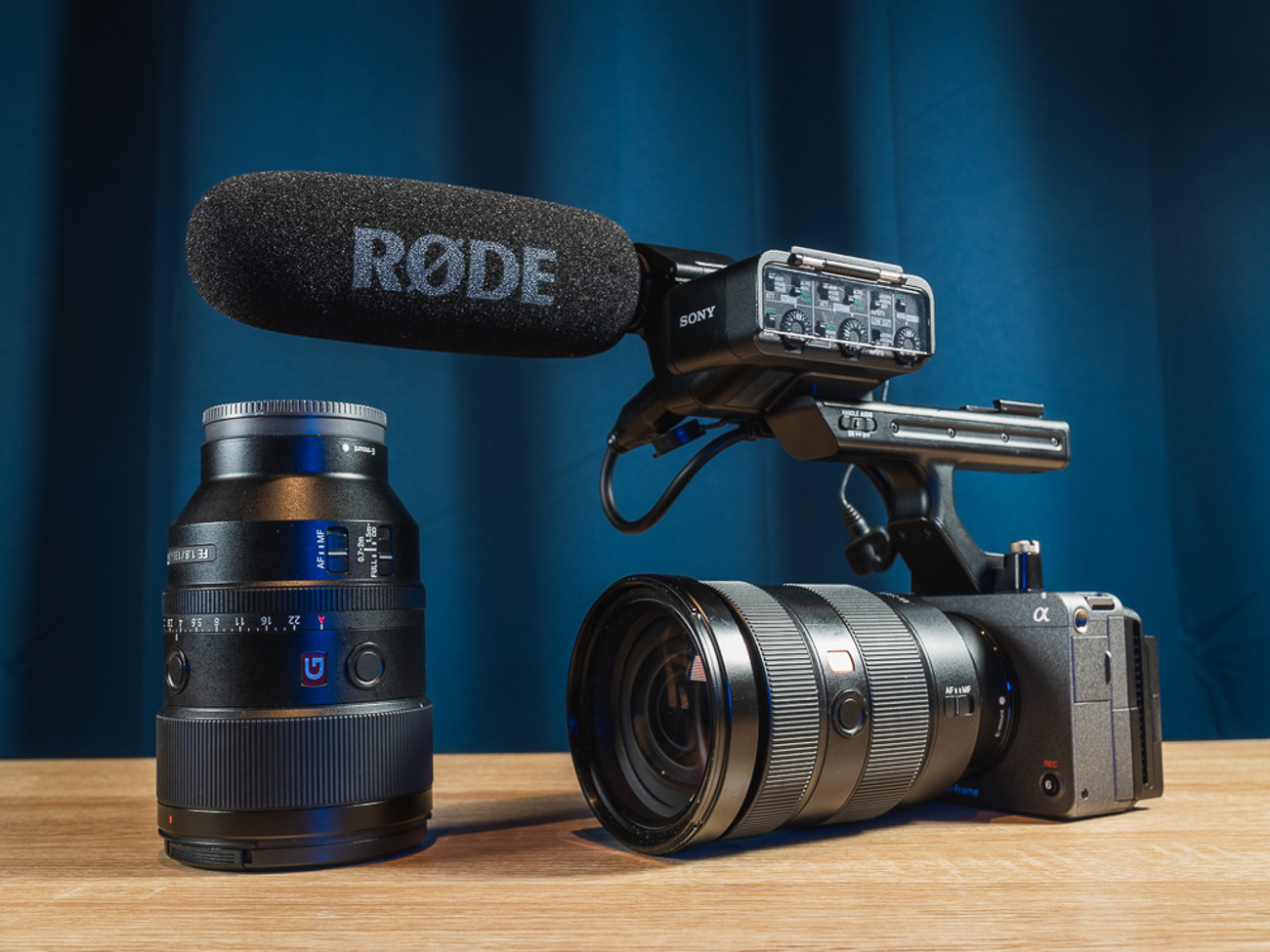 Sony fx3 + 135 mm + 24-70 + rode ntg5