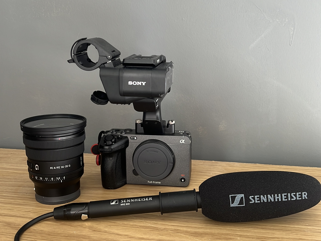 Rent Sony FX3 + Sony 16-35mm F4 PZ lens + Sennheiser MKE600 from