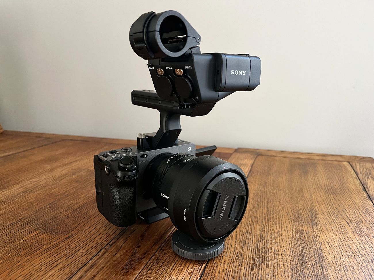 Sony fx3 & sony fe 35 gm 1.4 (with xlr handle)