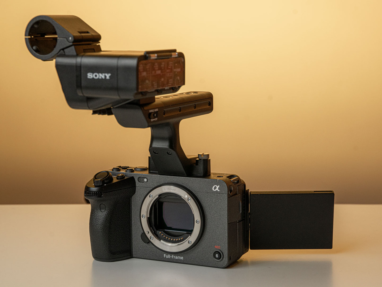 Sony fx3 - tilta cinema rig + bars 